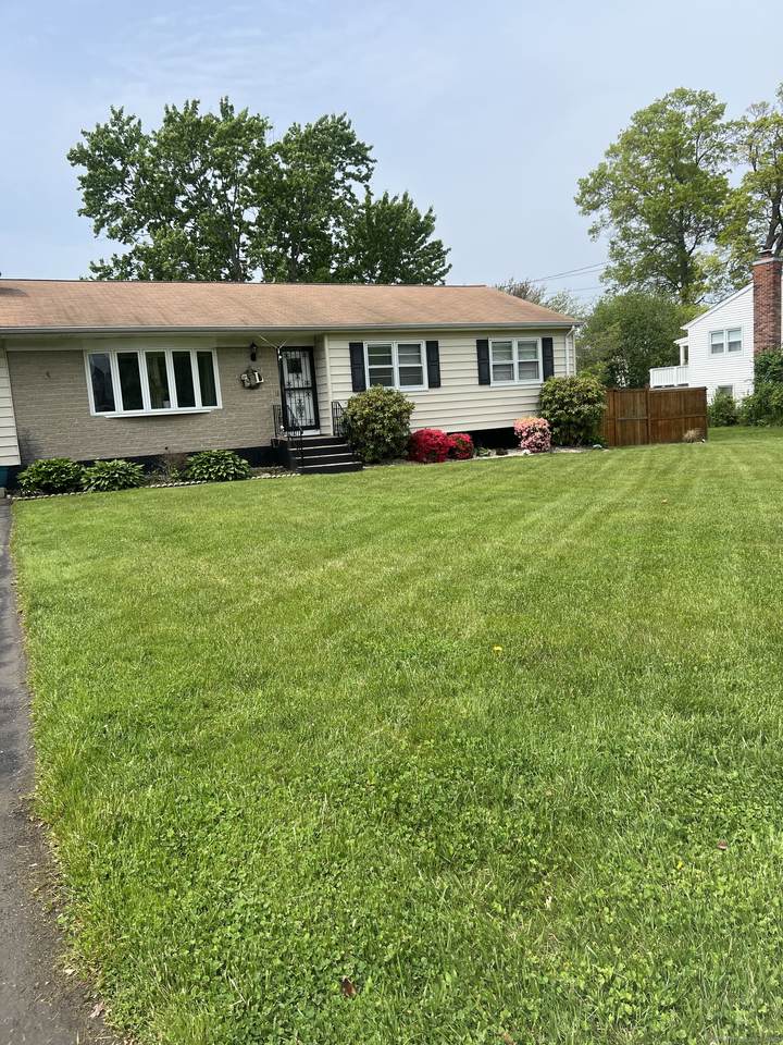 323 Shingle Hill Road - Photo 1