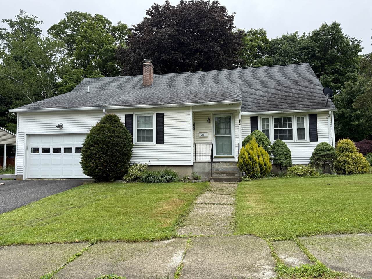 284 Gilbert Avenue - Photo 1