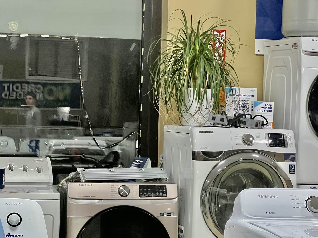 1014 Meriden Road - Photo 1