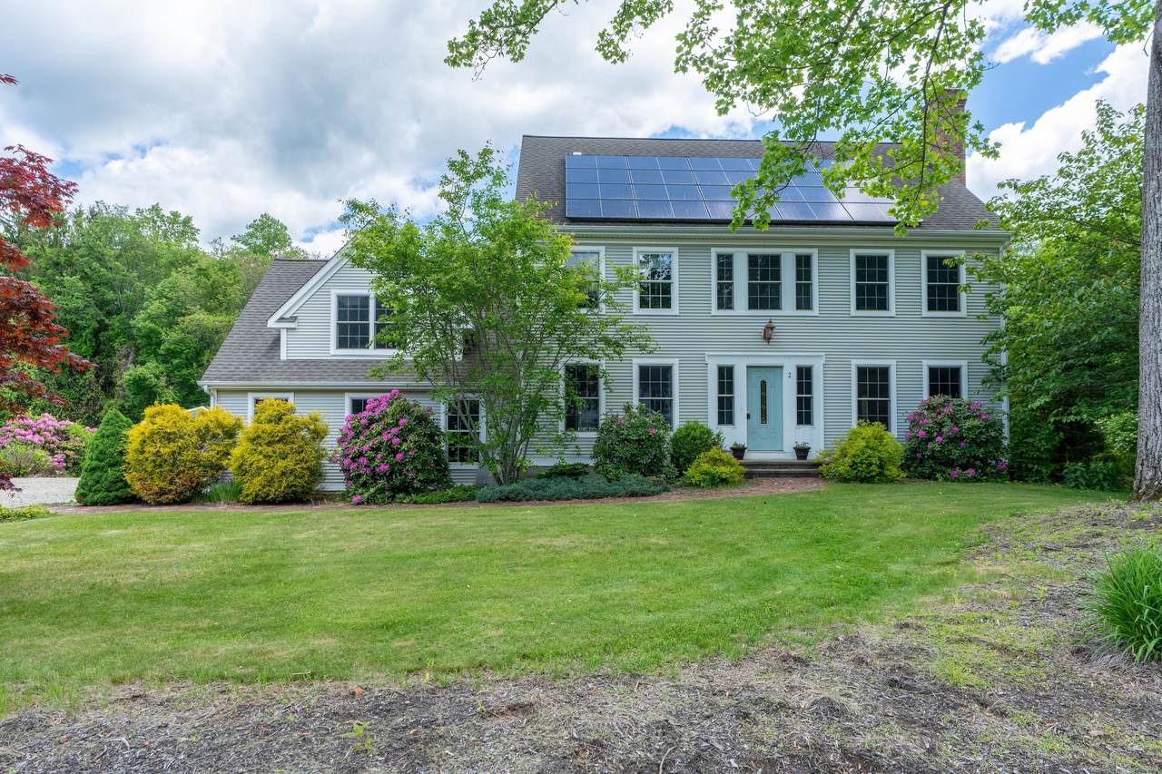 2 Acorn Drive - Photo 1