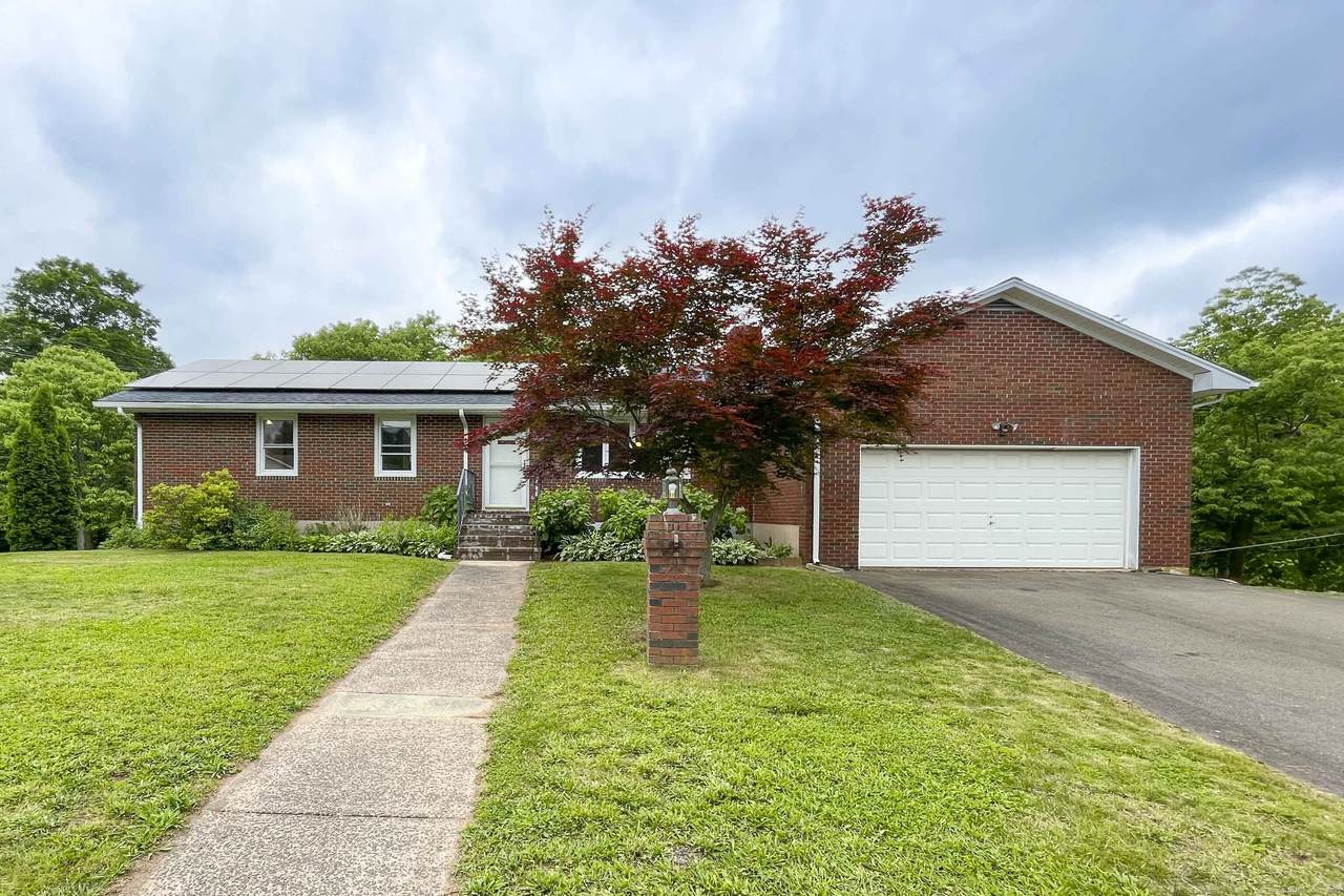 92 Milardo Lane - Photo 1