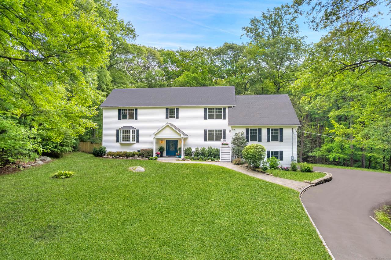 24 Pine Mountain Road - Photo 1