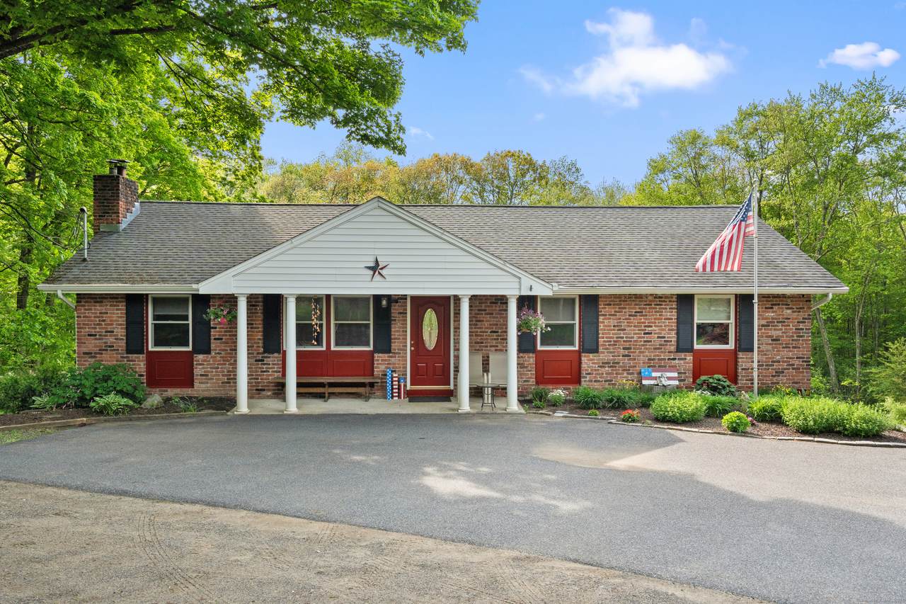 2 Pine Hill Road - Photo 1