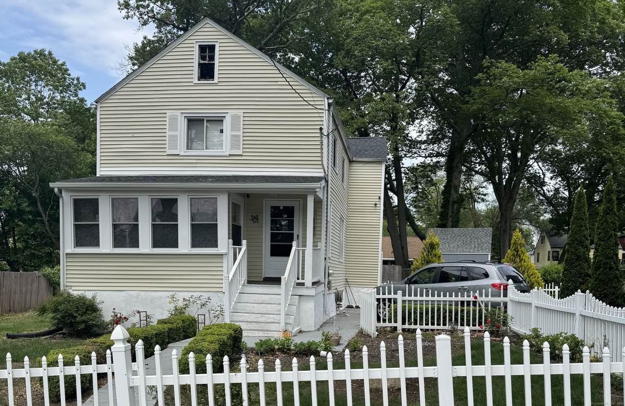 52 Platt Street - Photo 1