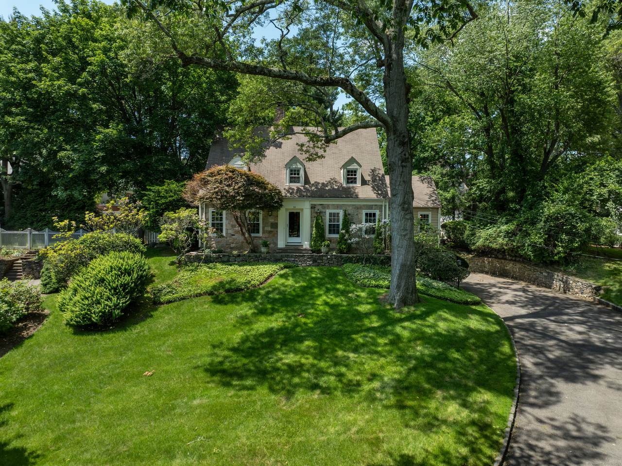 330 Emery Drive - Photo 1
