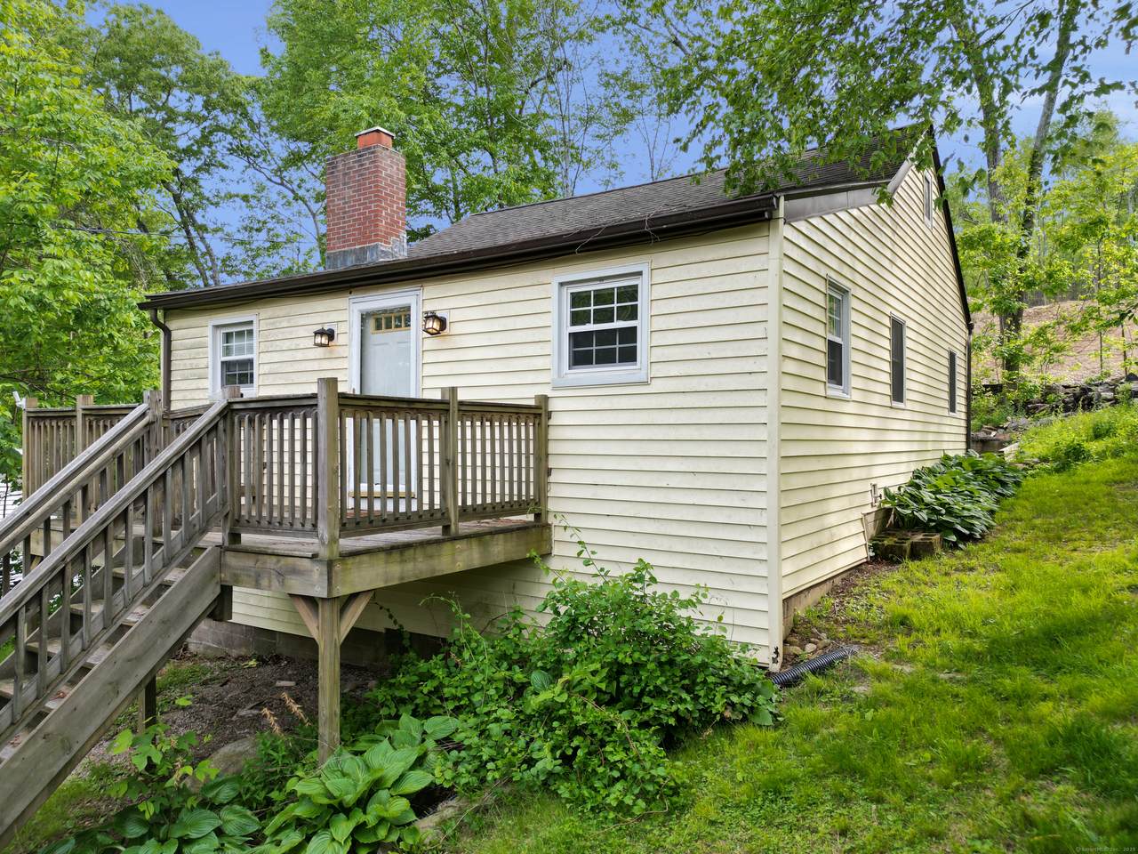 33 Lakewood Road - Photo 1