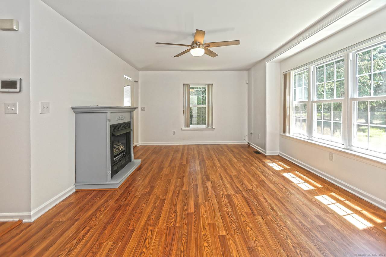 6 Kendall Green Drive - Photo 1