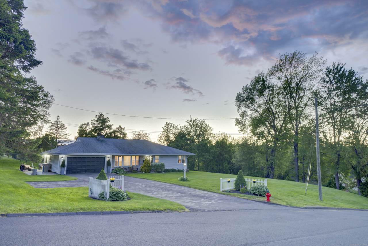 76 Tuttle Street - Photo 1