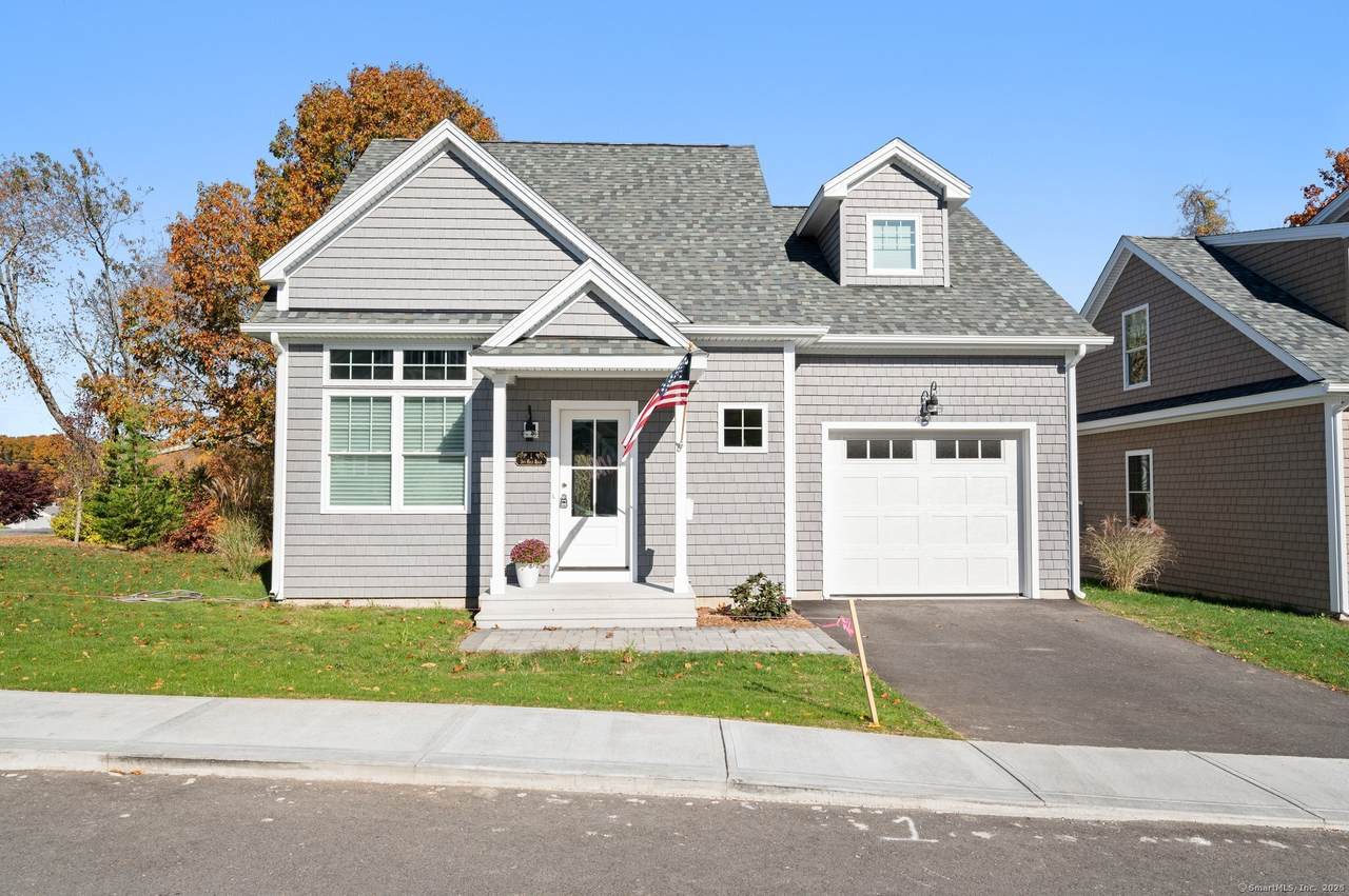 7 Ivy Hill Road - Photo 1
