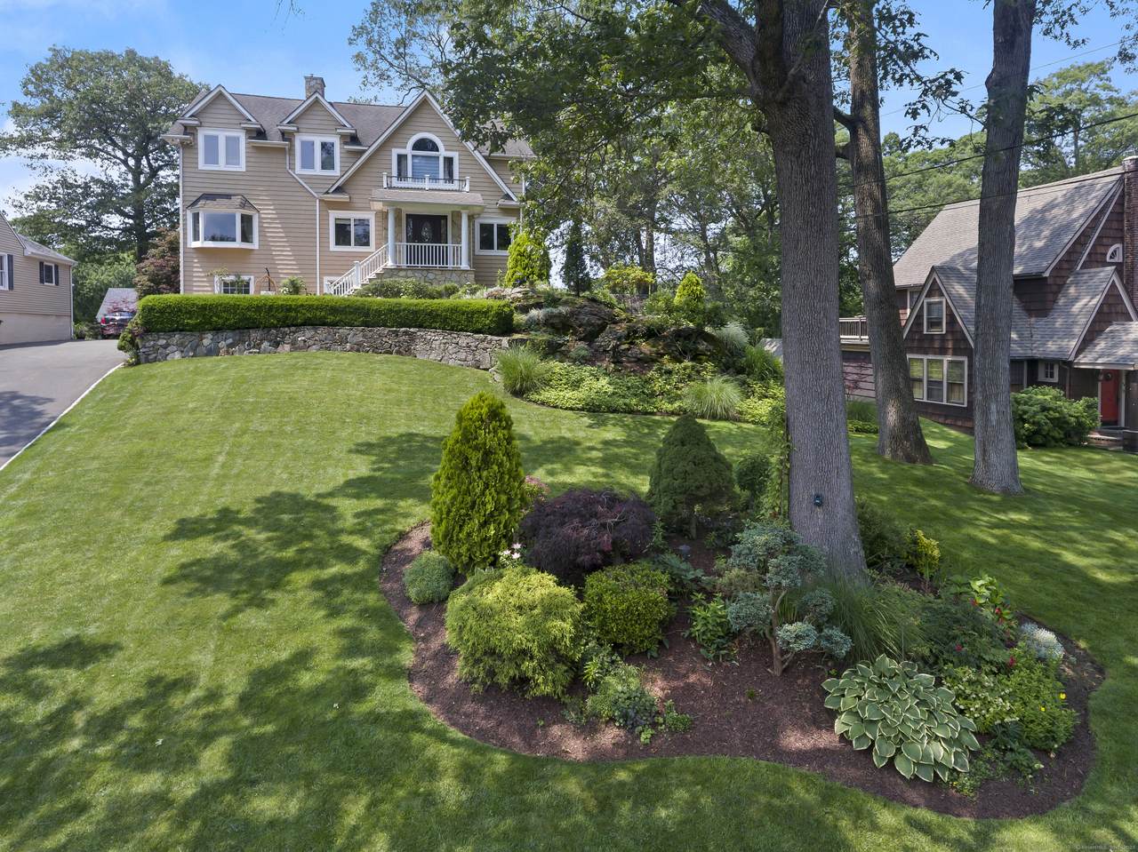 42 Woodledge Road - Photo 1