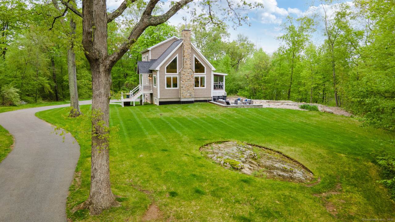 732 Hulls Hill Road - Photo 1