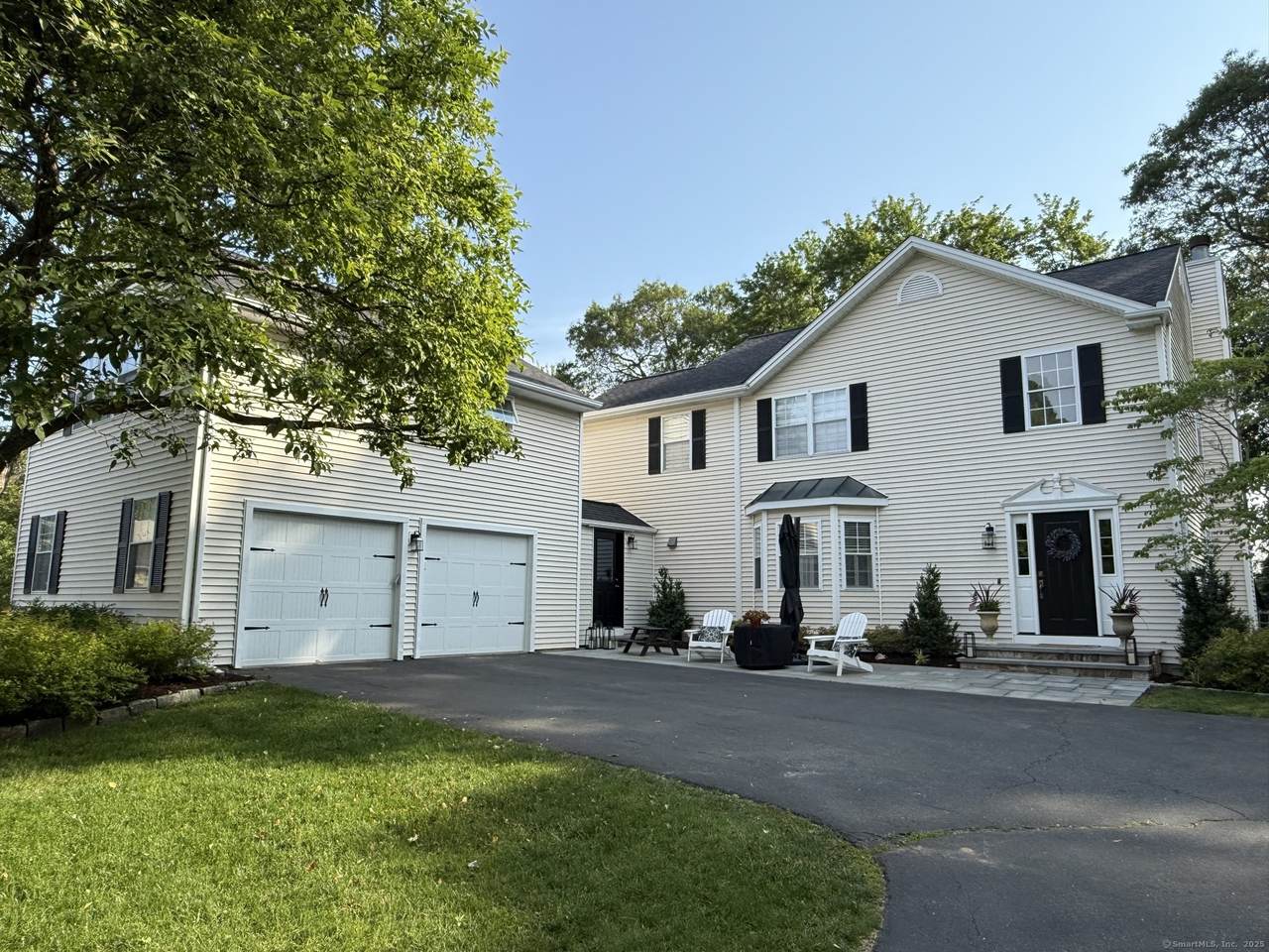 11 Pequot Court - Photo 1