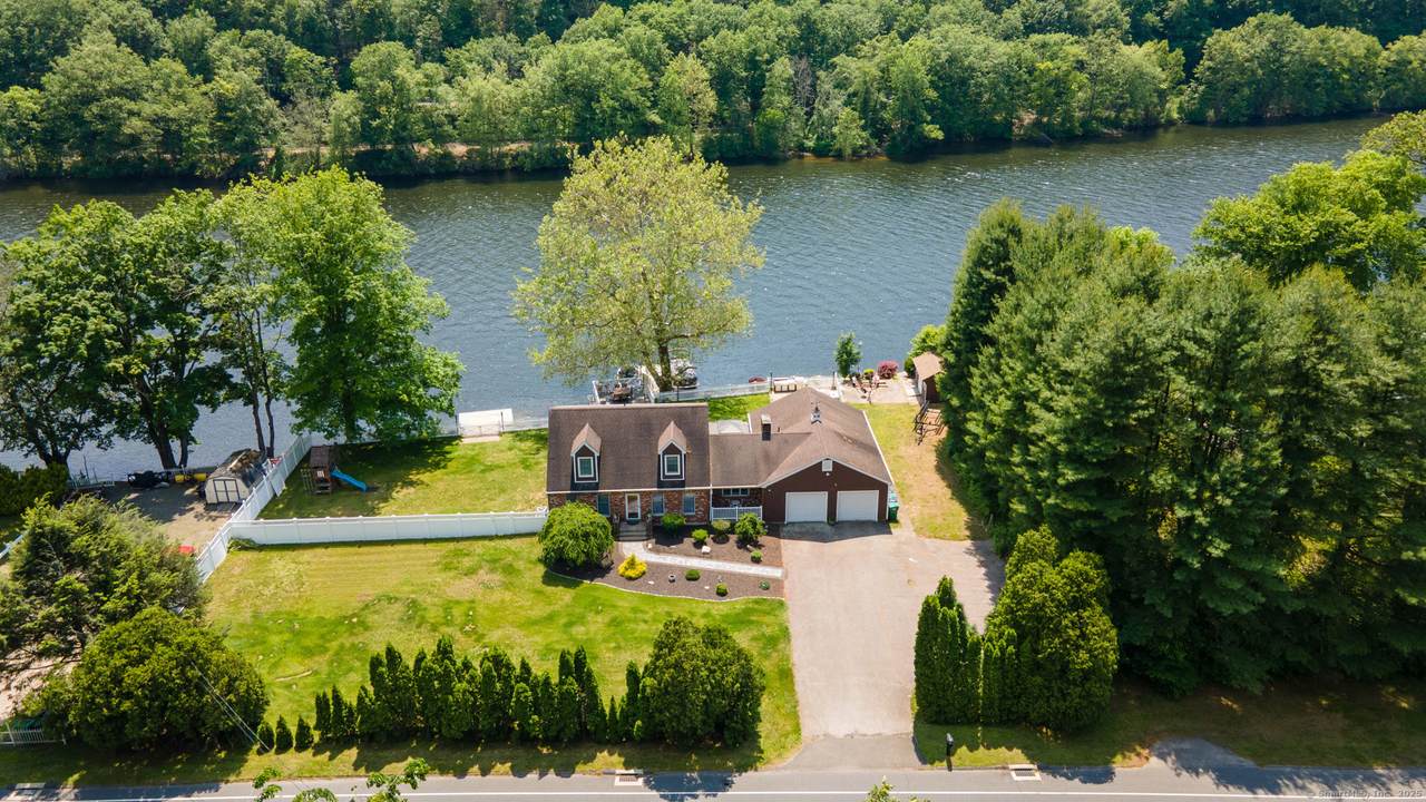 137 Roosevelt Drive - Photo 1