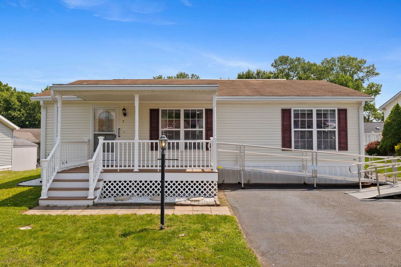 7 Rose Court - Photo 1