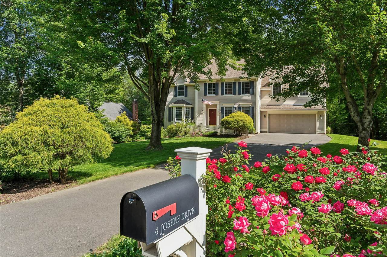 4 Joseph Drive - Photo 1