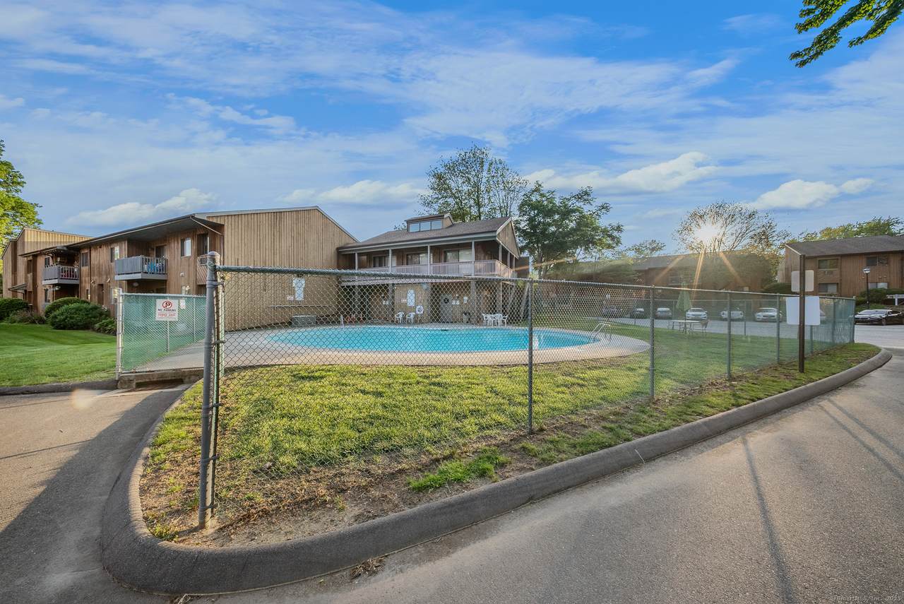 30 Riverview Drive - Photo 1