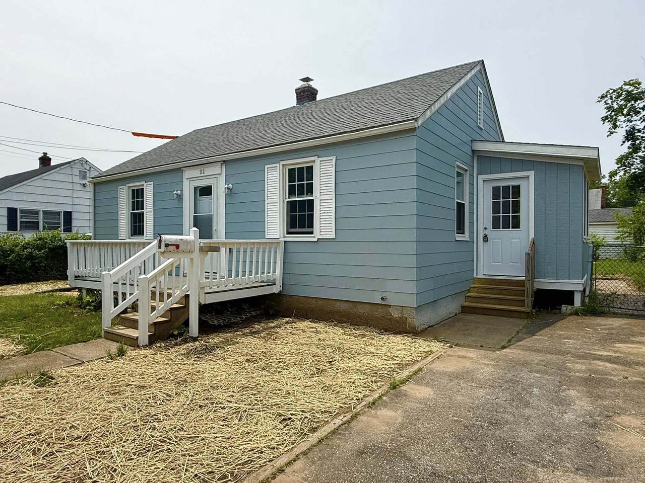 21 Lafayette Avenue - Photo 1
