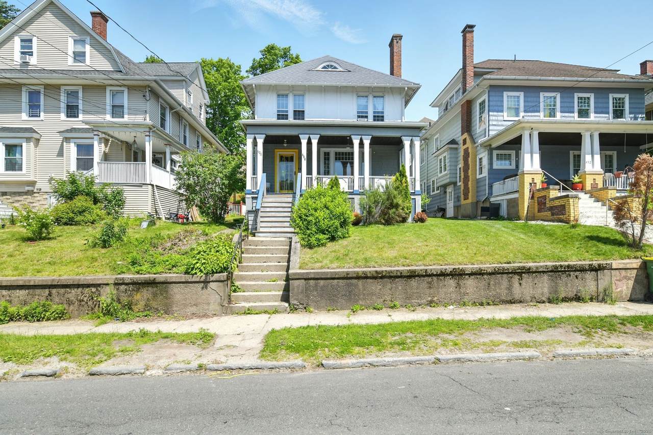 456 Willow Street - Photo 1