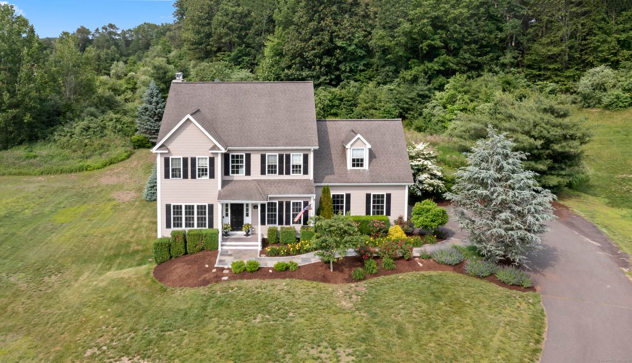 11 Quarry Ridge Road - Photo 1