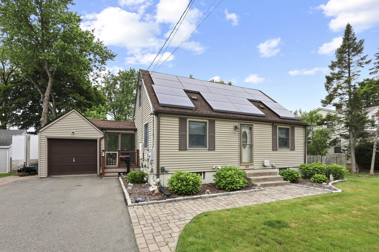 353 Maple Hill Avenue - Photo 1