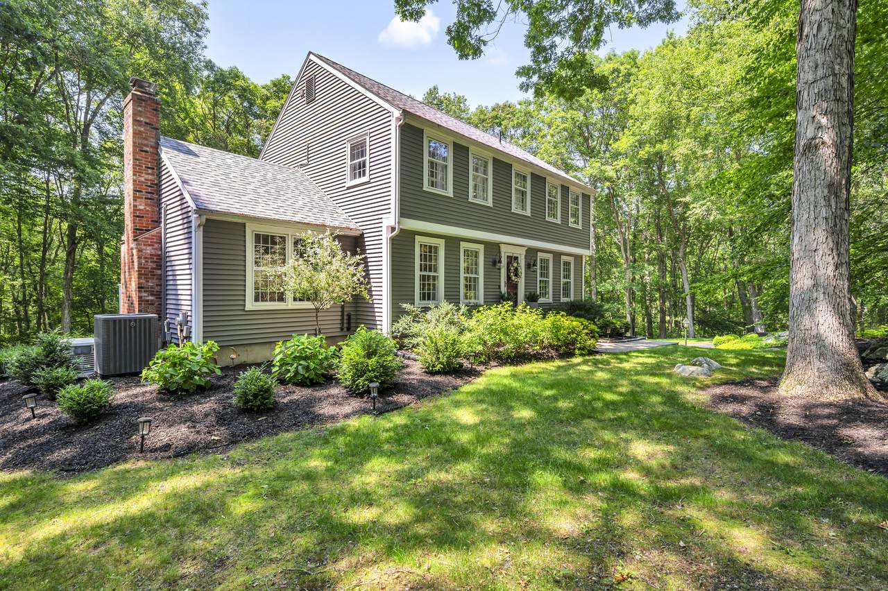 31 Country Way - Photo 1