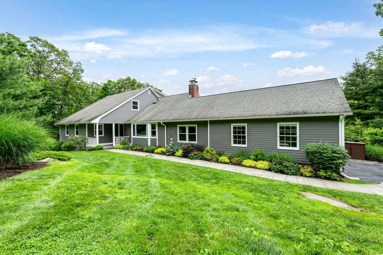 46 Glen Hill Road - Photo 1