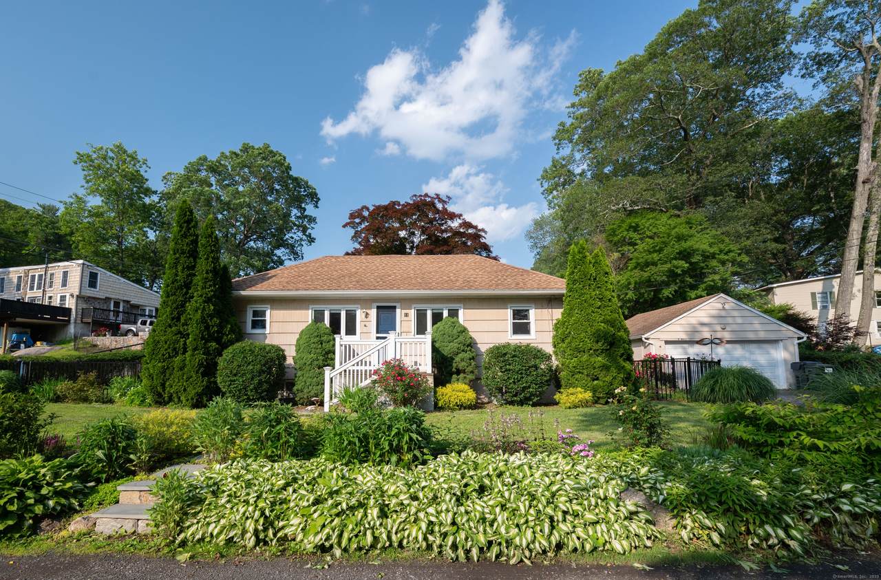 11 Hull Road - Photo 1