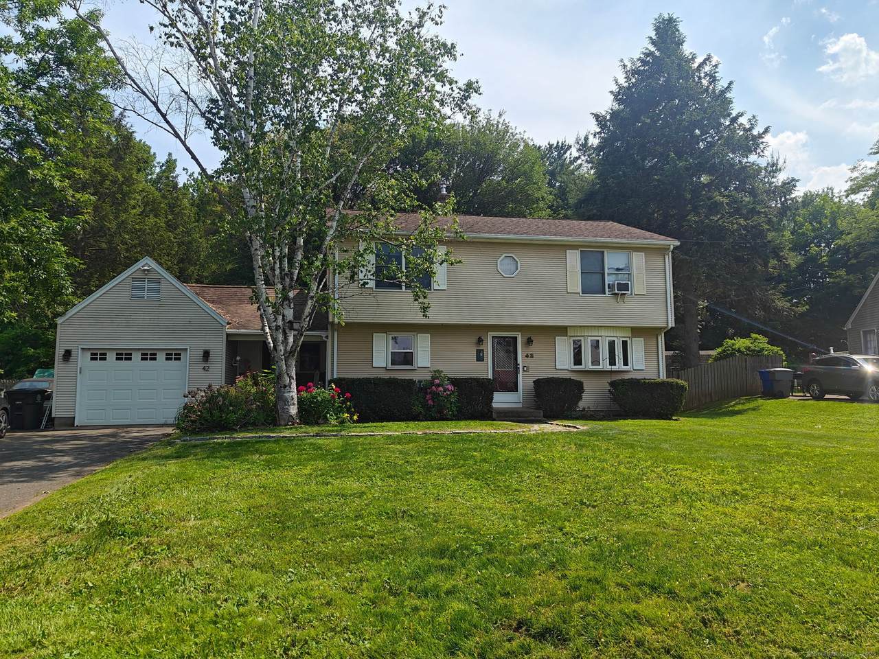 42 Meadowlark Road - Photo 1