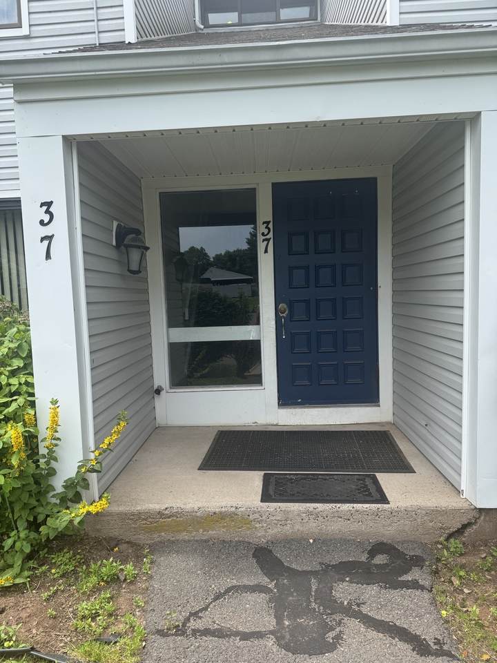 37 Brookwood Drive - Photo 1