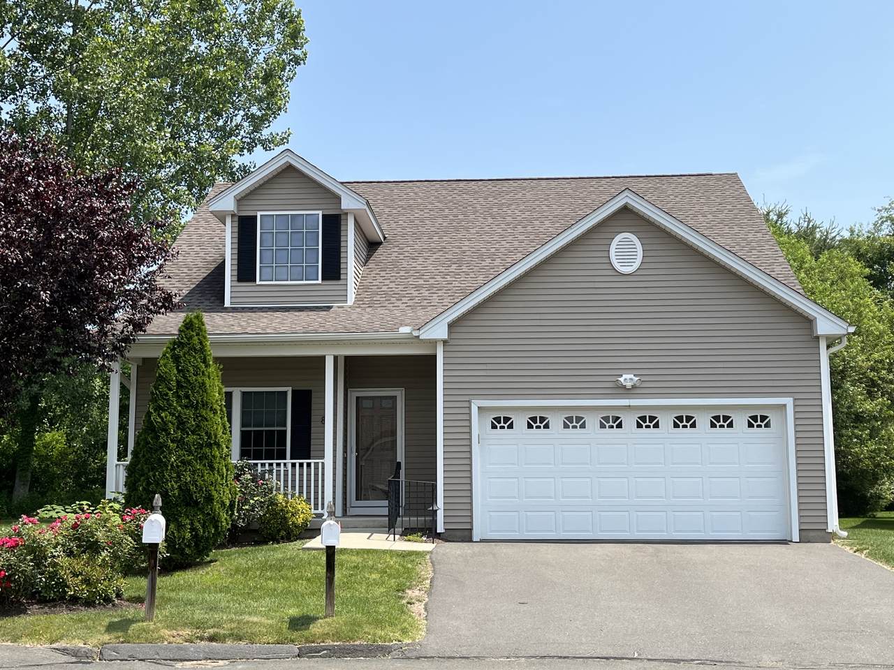 8 Fairfield Court - Photo 1