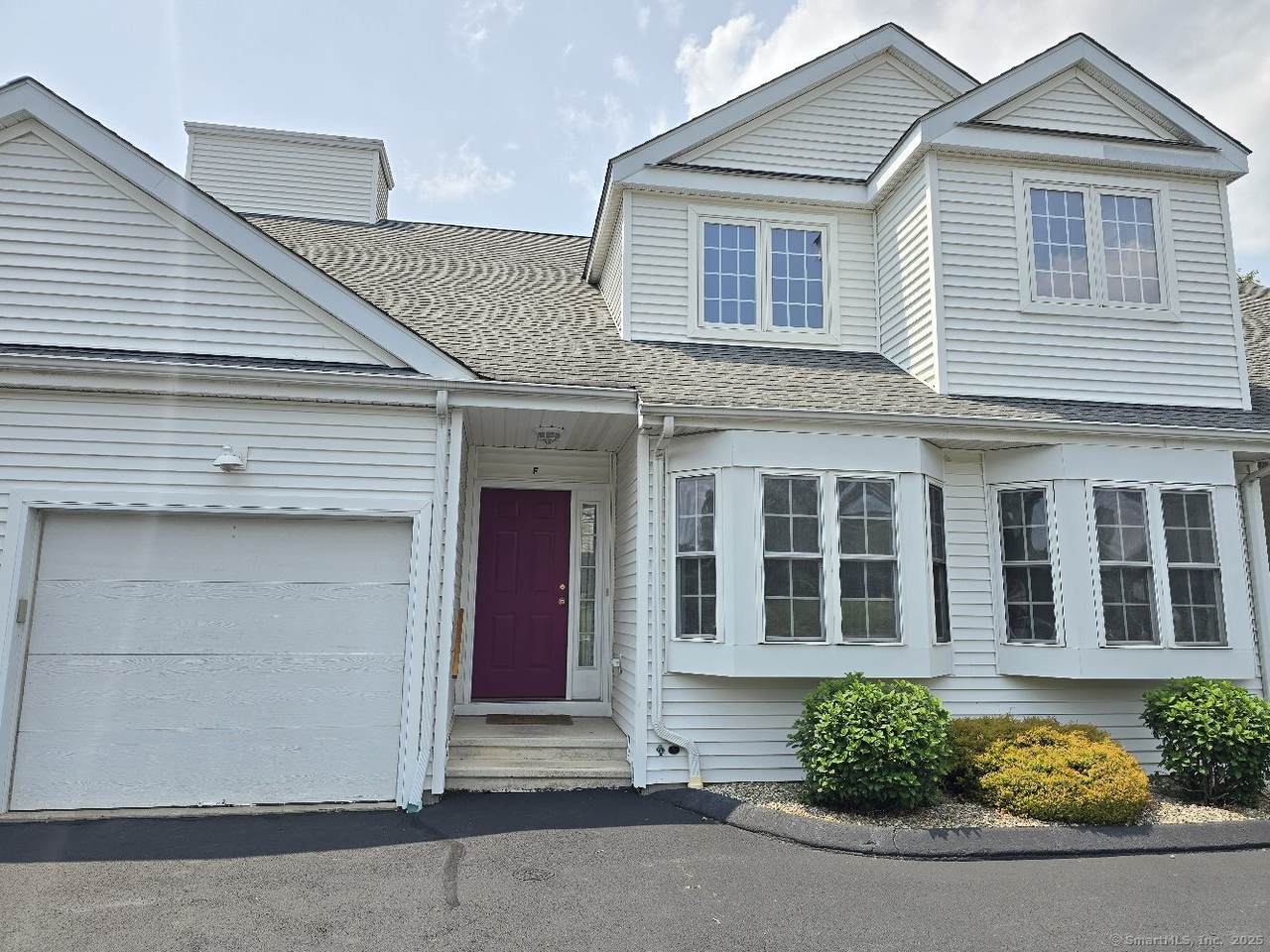 244 Oakland Street - Photo 1