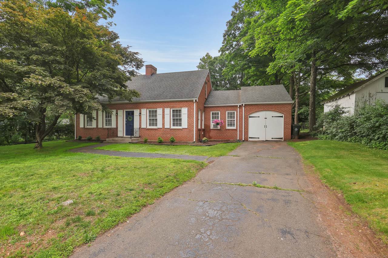 369 Main Street - Photo 1