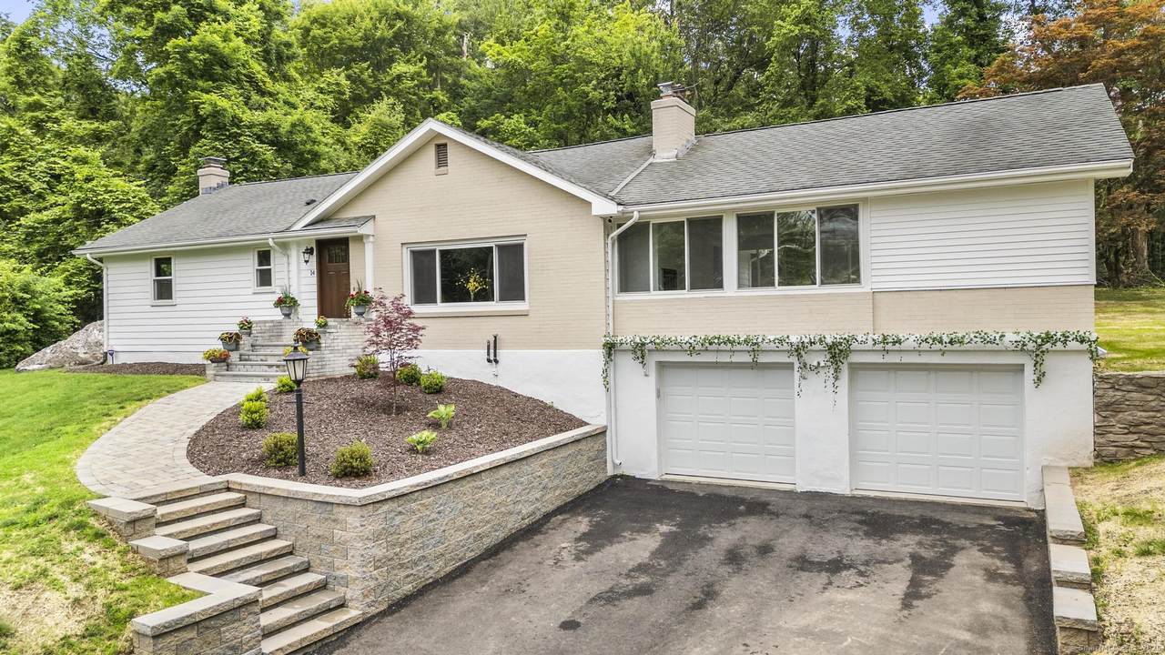 14 Pine Tree Lane - Photo 1