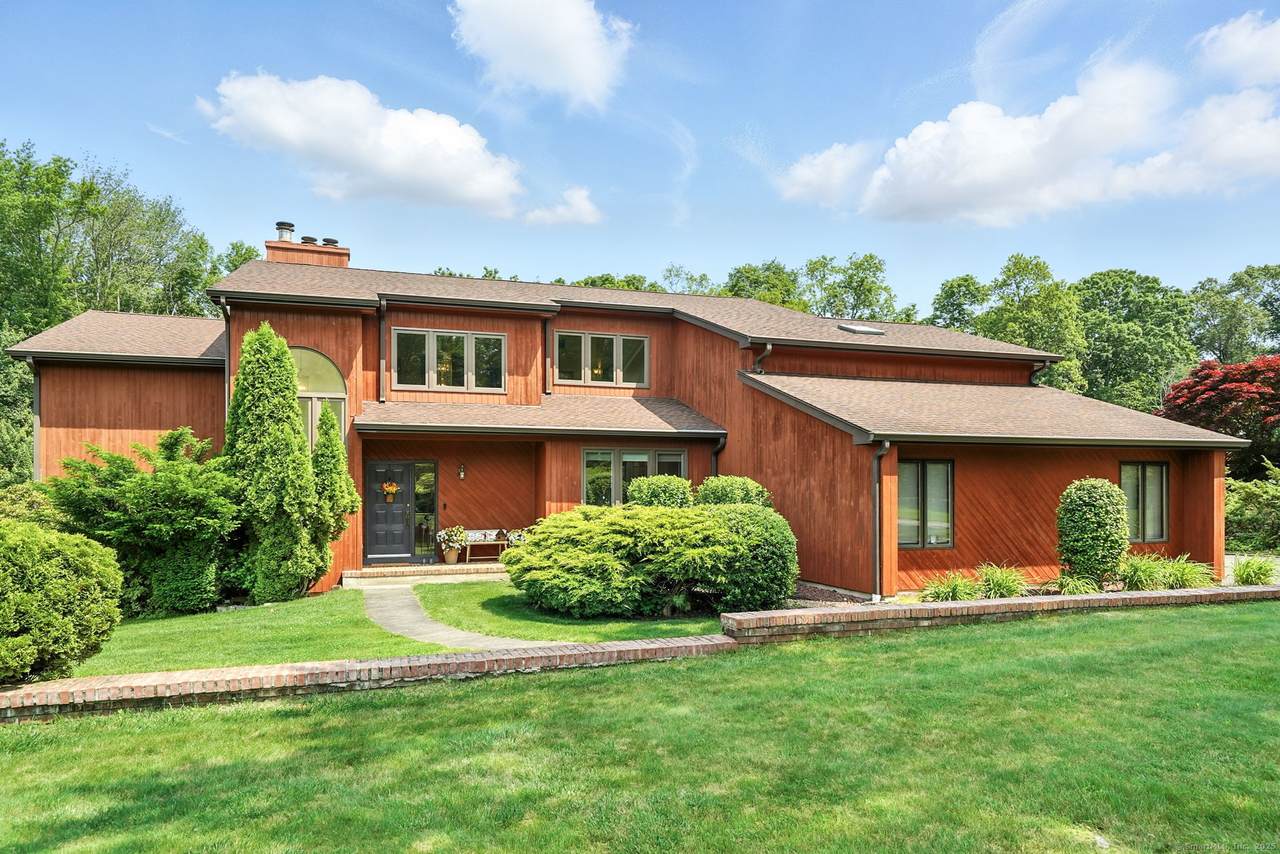 15 Woodridge Lane - Photo 1