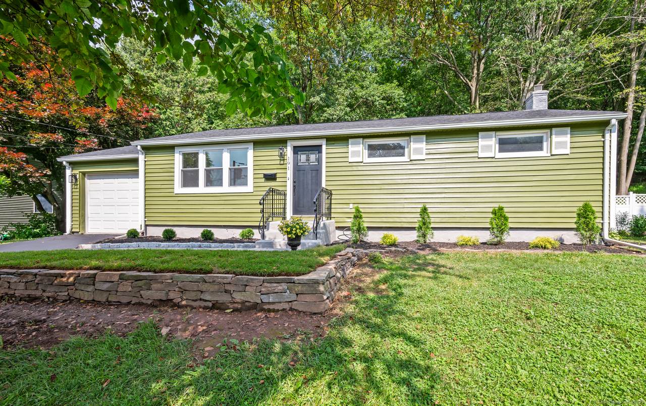 191 Brentwood Road - Photo 1