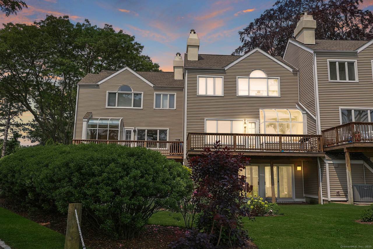 73 Harbour View Place - Photo 1