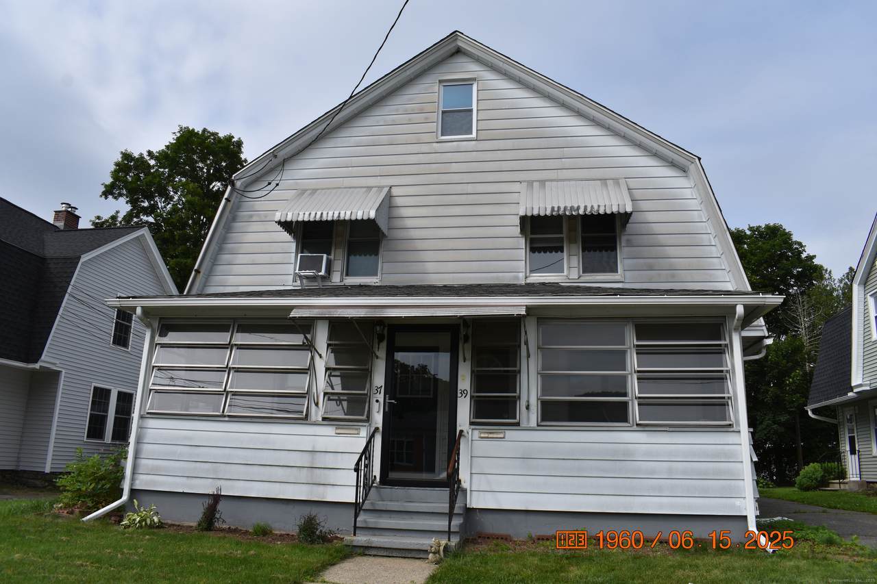 39 Highland Avenue - Photo 1