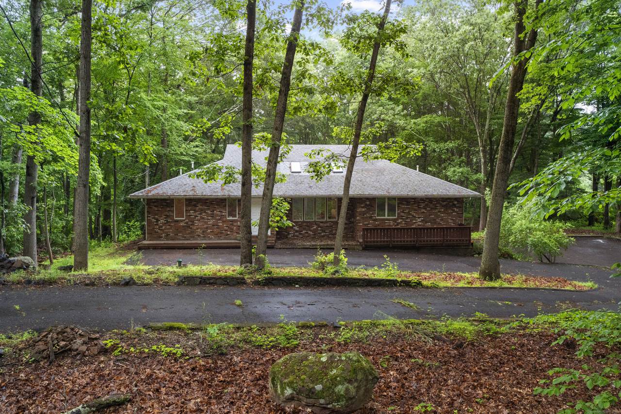 857 Totoket Road - Photo 1