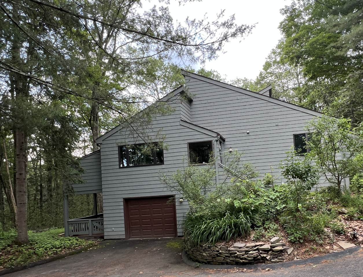 299 Cliffside Drive - Photo 1