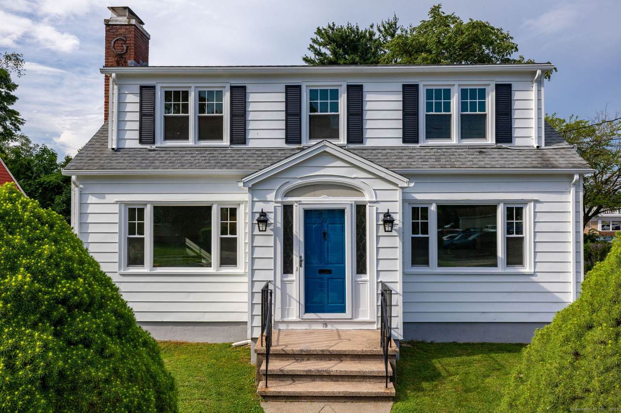 19 Robert Street - Photo 1