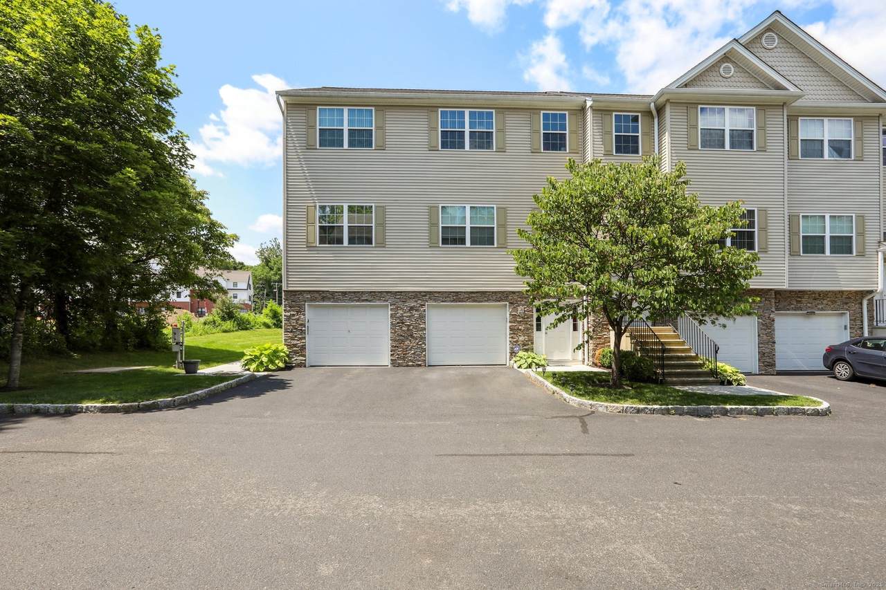 27 Riverview Court - Photo 1