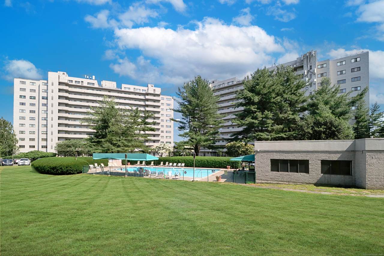 3200 Park Avenue - Photo 1