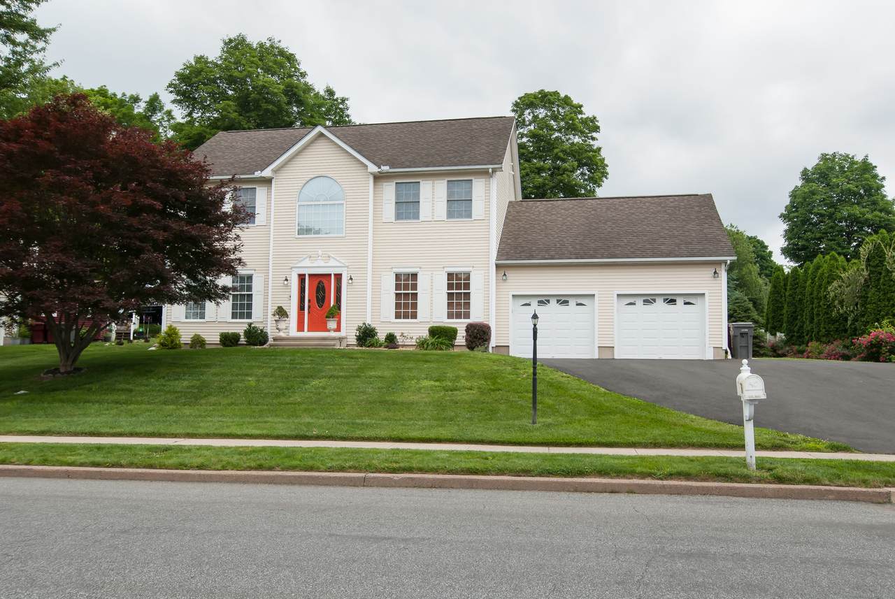 6 Fawn Meadow Drive - Photo 1