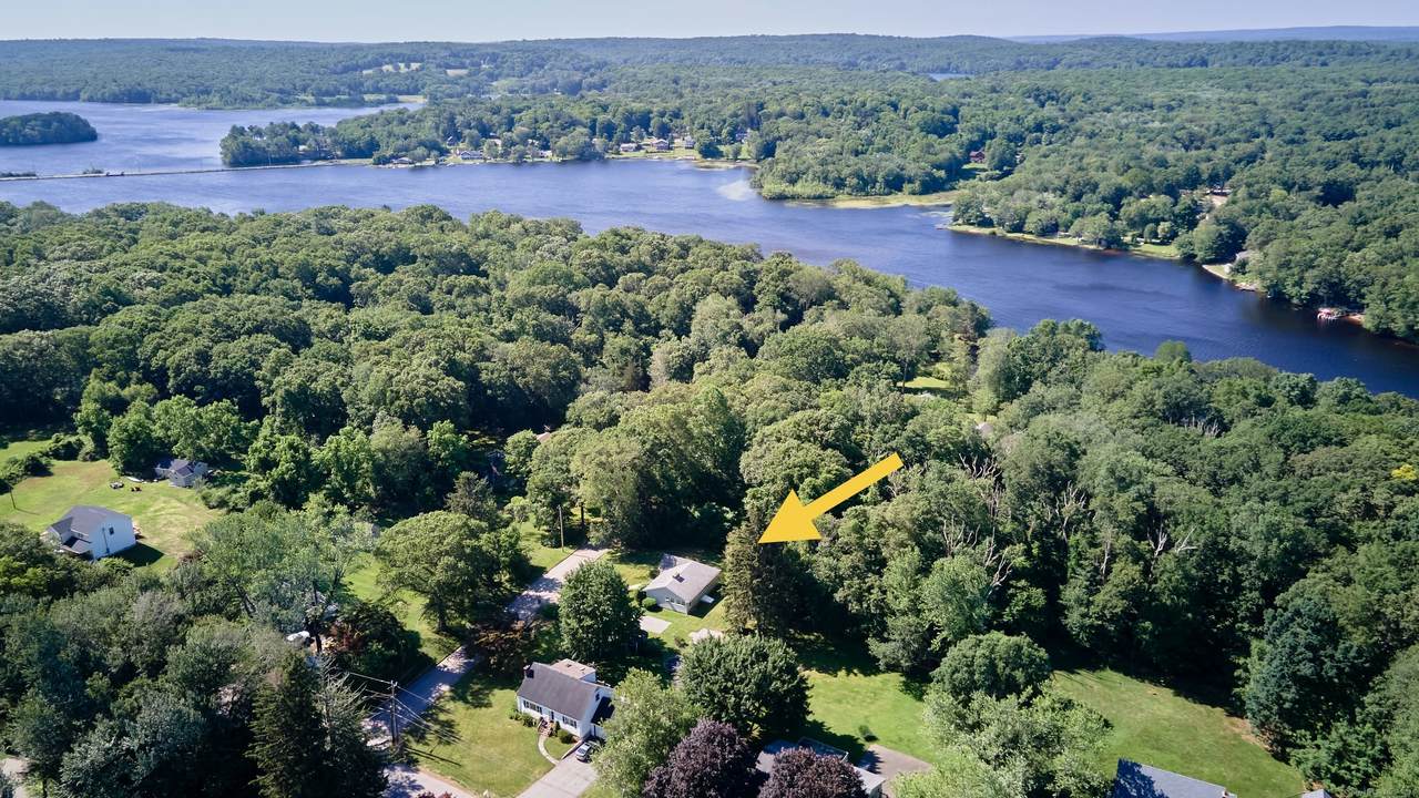 19 Eli Chapman Road - Photo 1