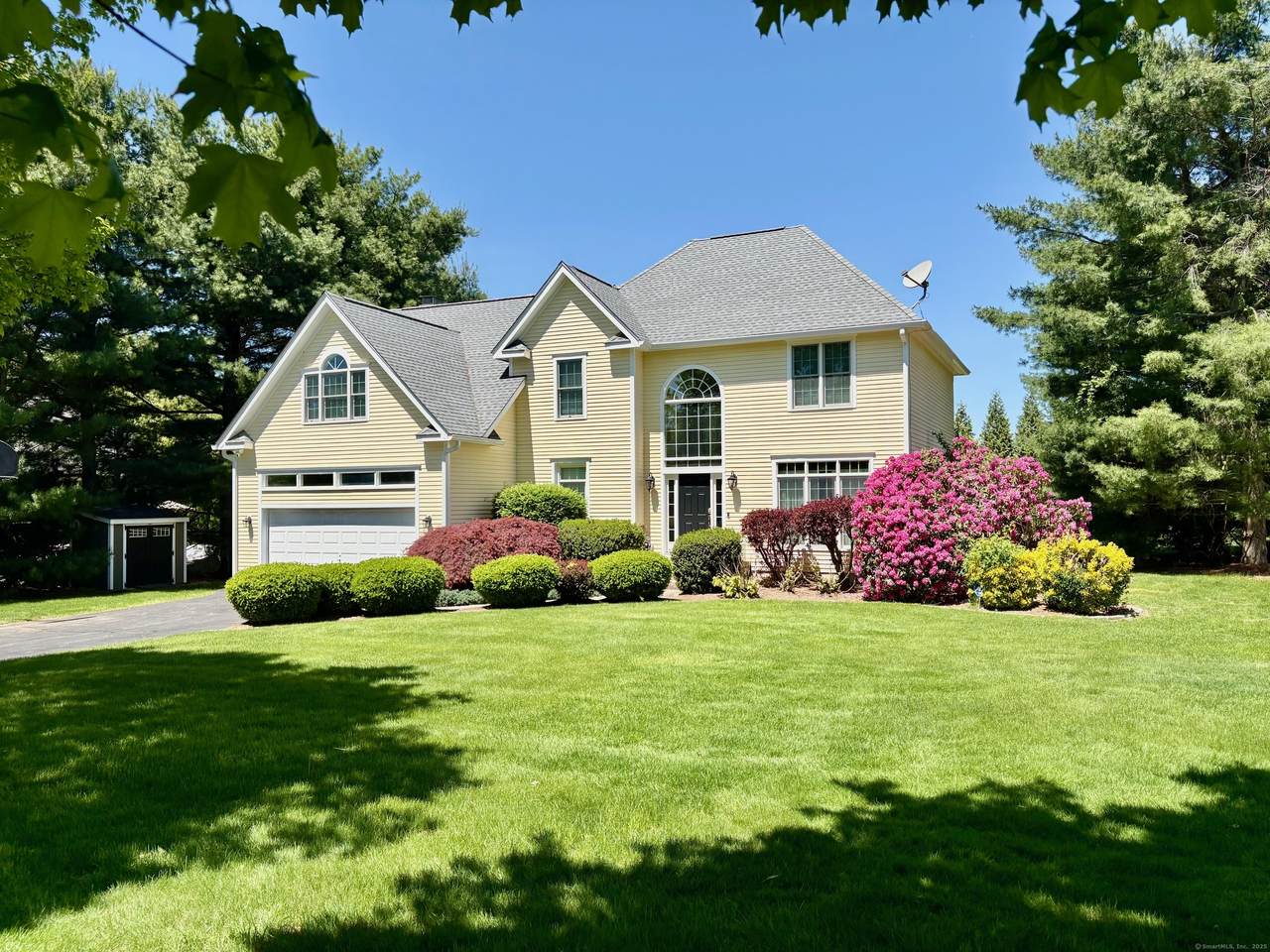 37 Great Pond Road - Photo 1
