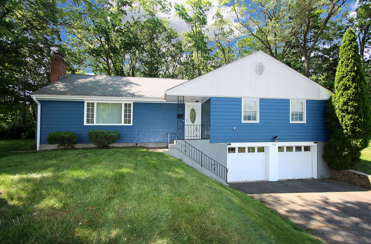 145 Kenwood Drive - Photo 1