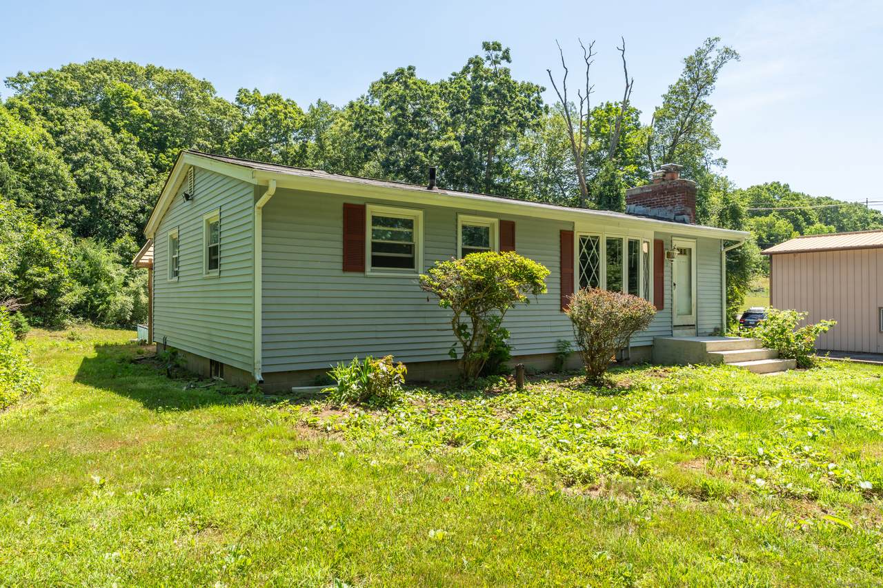 37 Chesterfield Road - Photo 1