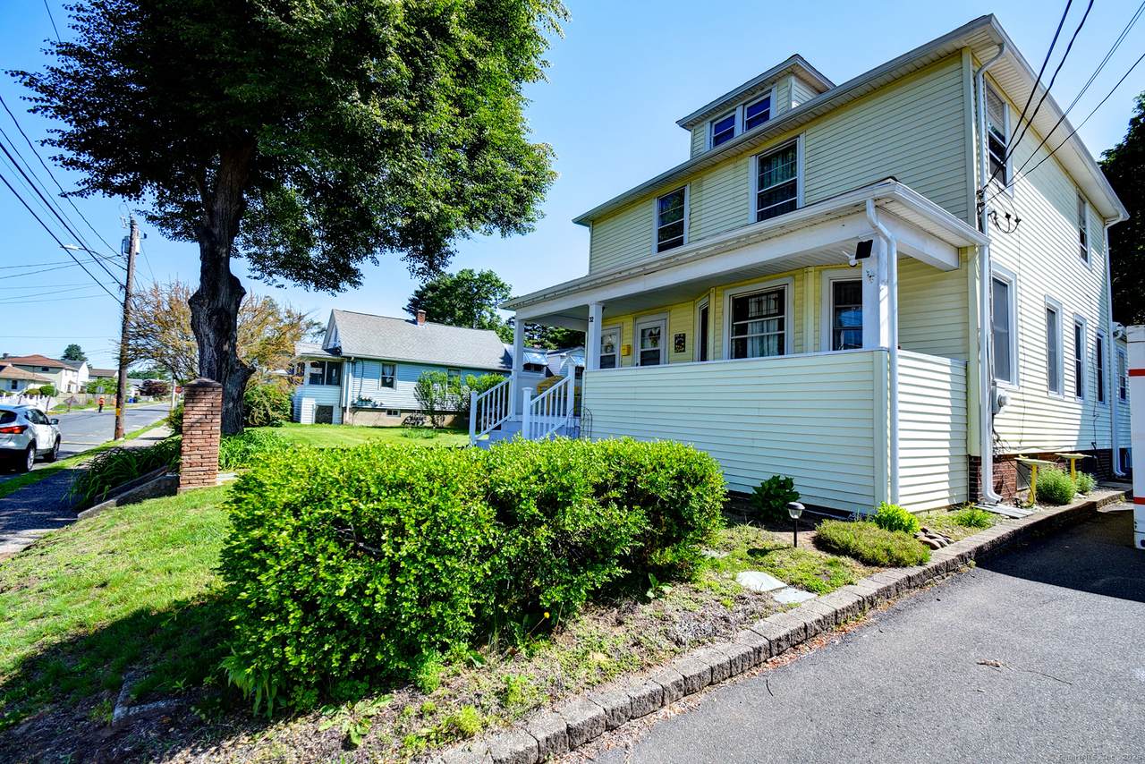 32 Columbus Street - Photo 1