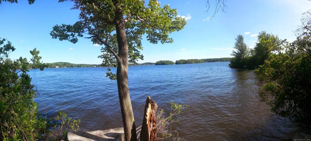 Island - Photo 1