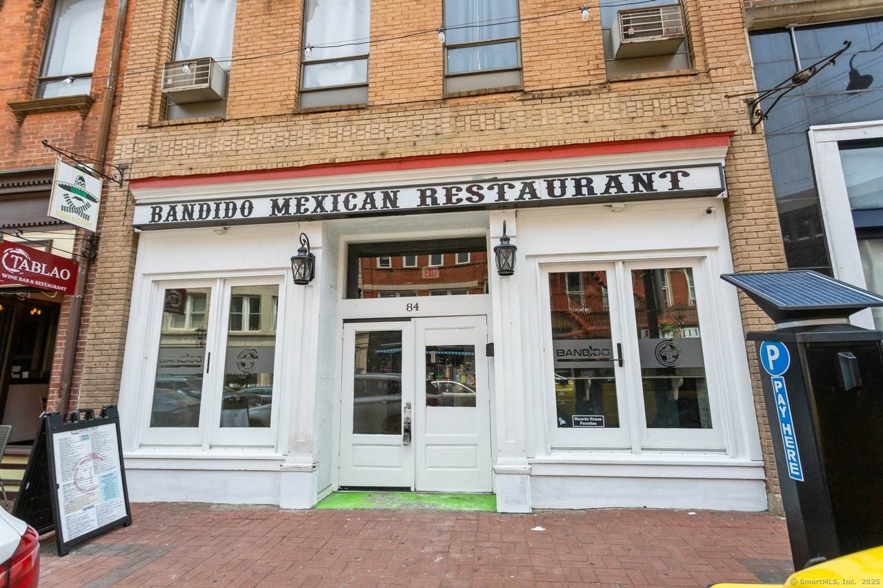 84 Washington Street - Photo 1